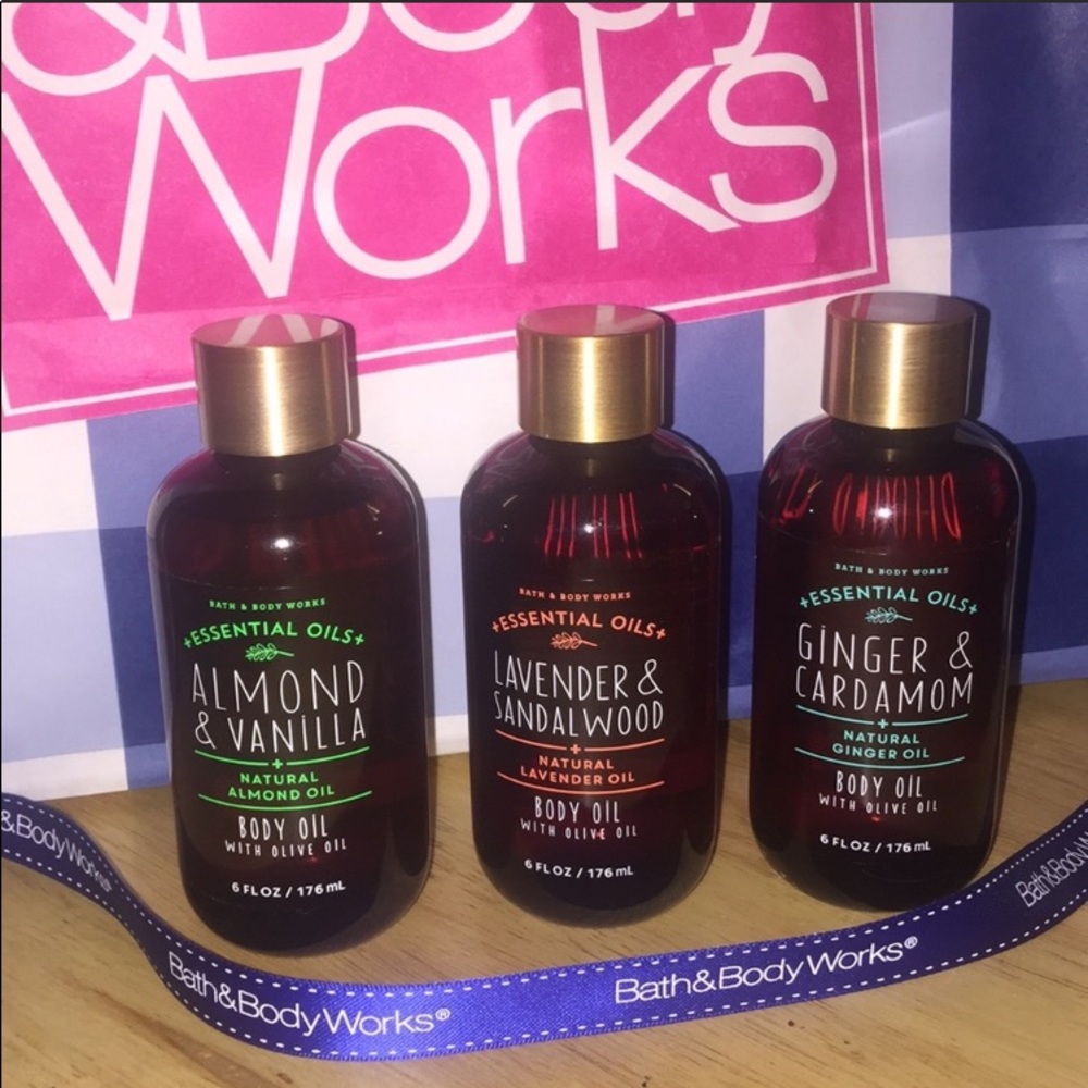 Last one BBW Cardamom Sandalwood Lavender Body Oil